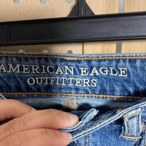 🍀5/$25🍀 American Eagle Outfitters size 6 distressed shorts HI-Rise Festival - Picture 3 of 8